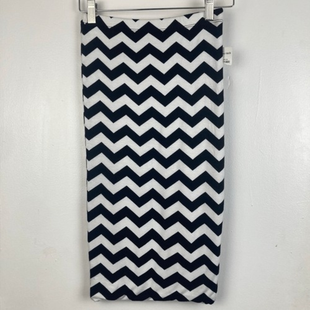 Soprano Nordstrom Black White Chevron Pencil Skirt XS New Zig Zag Midi Geometric